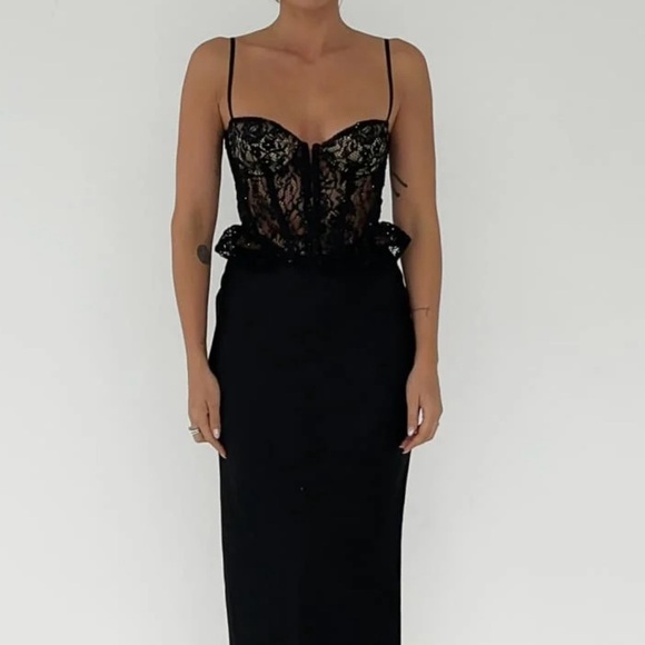 Rumored CABARET CORSET XS SOLD OUT - Picture 5 of 6